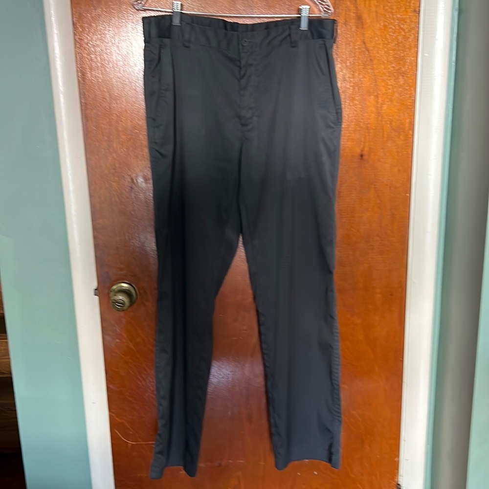 Nike gray golf trousers 34 x 32